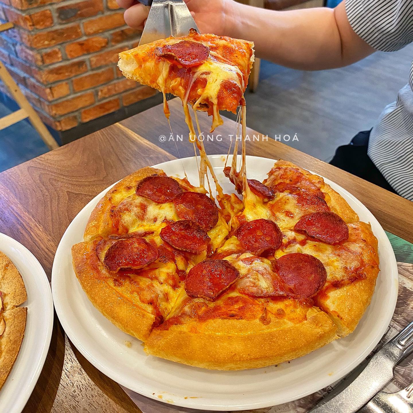 pizza-ngon-tai-thanh-hoa, pizza, pizza ngon, mon-ngon-thanh-hoa