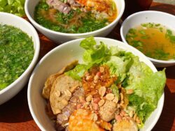 bánh đa cua, bún cá ,miến cá, bún hải sản, đồ ăn hải phòng, miến cua;